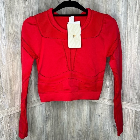 Fabletics Jaymee Mesh Top - Picture 3 of 7